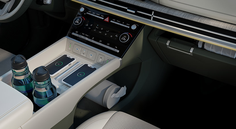 En la consola central cuenta con doble base para carga inalámbrica. Foto: Hyundai