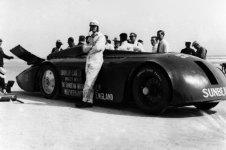 Mecánicos hacen increíble descubrimiento durante la restauración del Sunbeam 1000hp