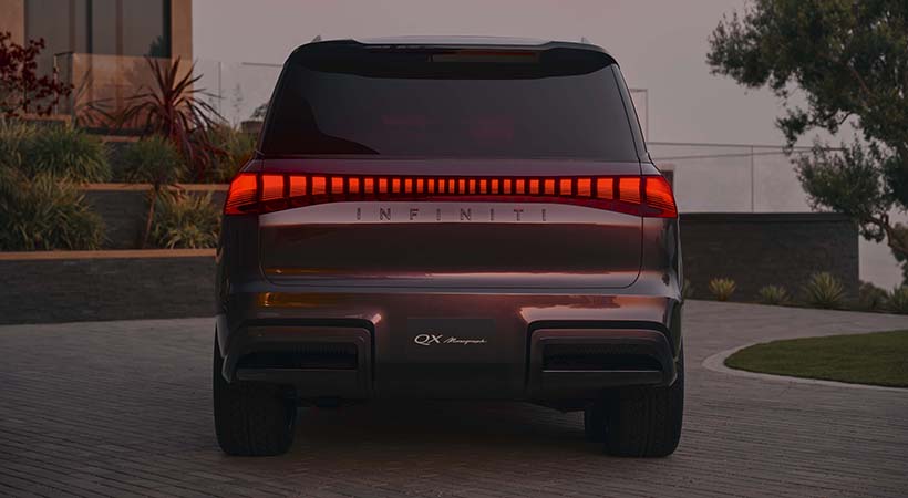Estas mismas luces repiten en la zona posterior formando una barra que abarca todo el ancho del vehículo. Foto: Infiniti
