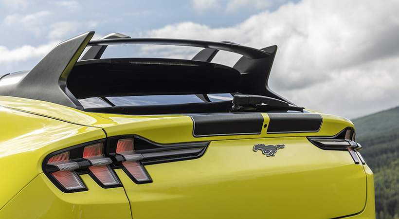 En la sección posterior descubrimos un alerón inspirado en el Focus RS. Foto: Ford