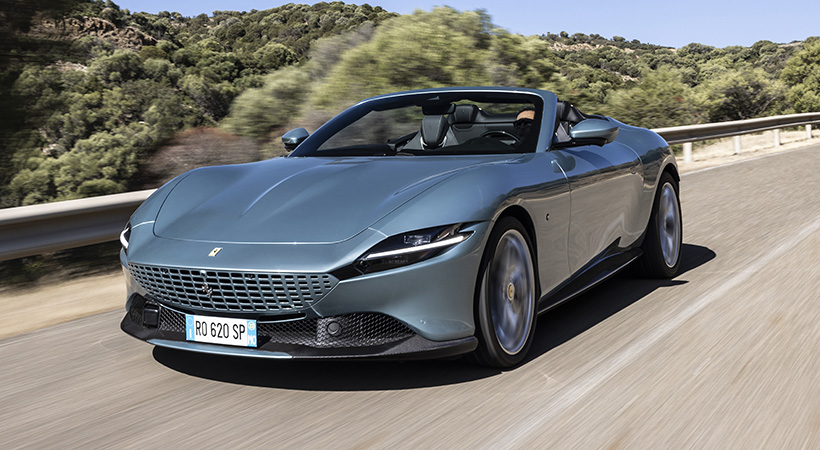 Para el Roma Spider, Ferrari no solo cortó el techo, sino que aplicó la mejor ingeniería posible para lograr un manejo estupendo. Foto: Ferrari