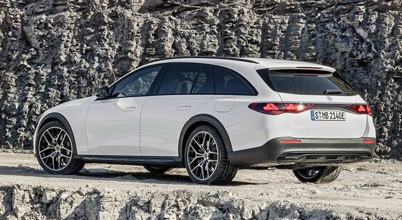 En cuanto a las opciones de motorización en el momento de su lanzamiento, el Mercedes-Benz Clase E All-Terrain estará disponible exclusivamente con un motor diésel microhíbrido de 2.0 litros. Foto: Mercedes-Benz