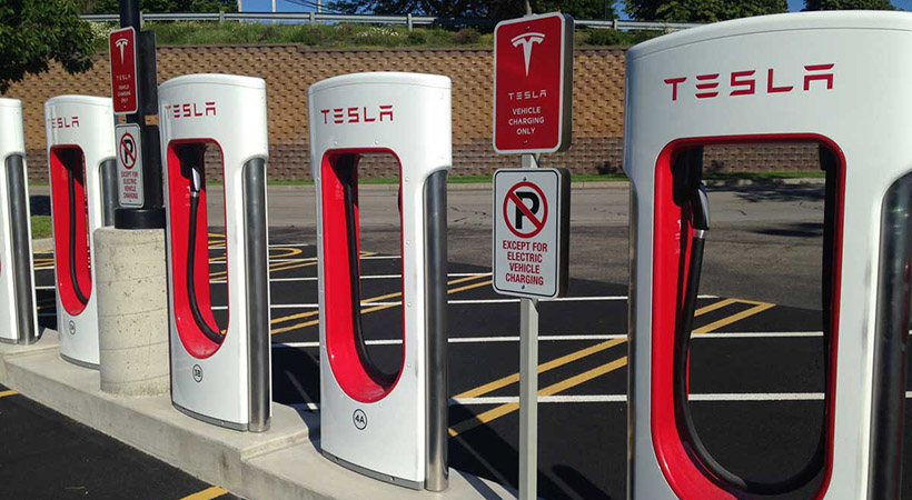 Supercargadores de Tesla podrán ser usados por los propietarios de coches eléctricos de Jaguar. Foto: Archivo Autoproyecto