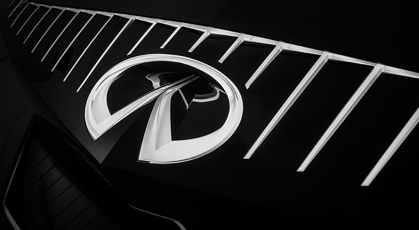 El logotipo de la marca cuenta con iluminación propia. Foto: Infiniti