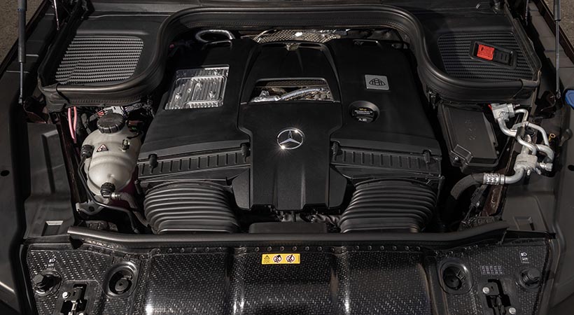 El Mercedes-Maybach GLS 600 2024 (AWD) cuenta con un motor biturbo, V8 de 4.0L que entrega 550 caballos de fuerza y 538 lb-por pie de torque. Foto: Mercedes-Maybach 