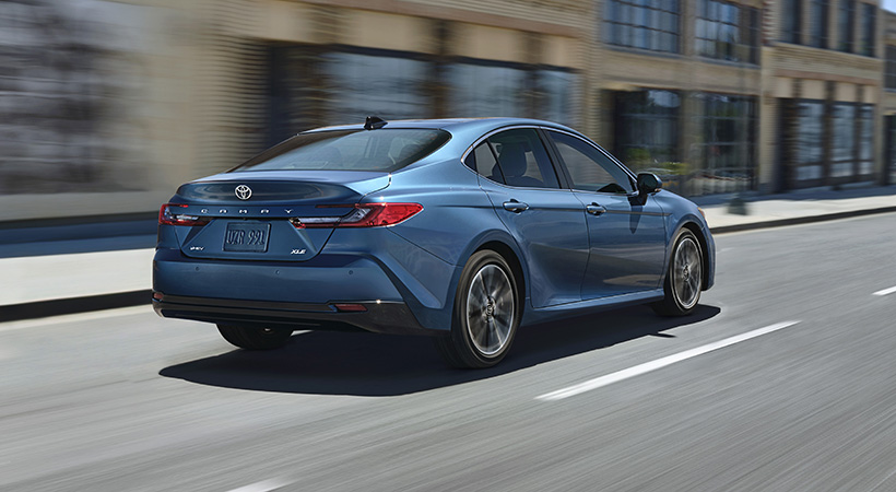 El tren motriz híbrido combina un motor de cuatro cilindros de 2.5 litros con motores eléctricos. Foto: Toyota