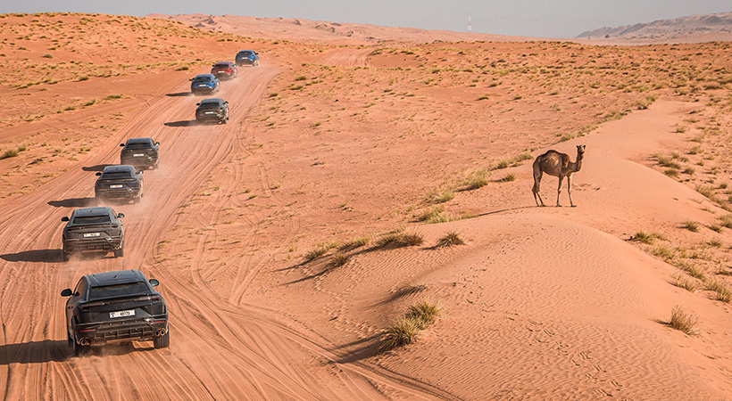 Enfrentándose a ls candentes arenas del desierto. Foto: Lamborghini