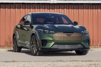 Ford Mustang Mach-E se pone en modo deportivo con el Paquete de Apariencia Bronce