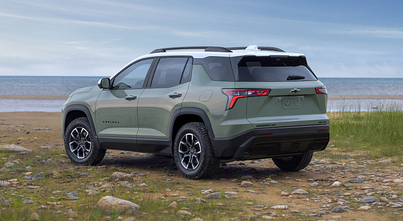 Chevrolet Equinox Activ  2025 en color  Cacti Green. Foto:  Chevrolet 