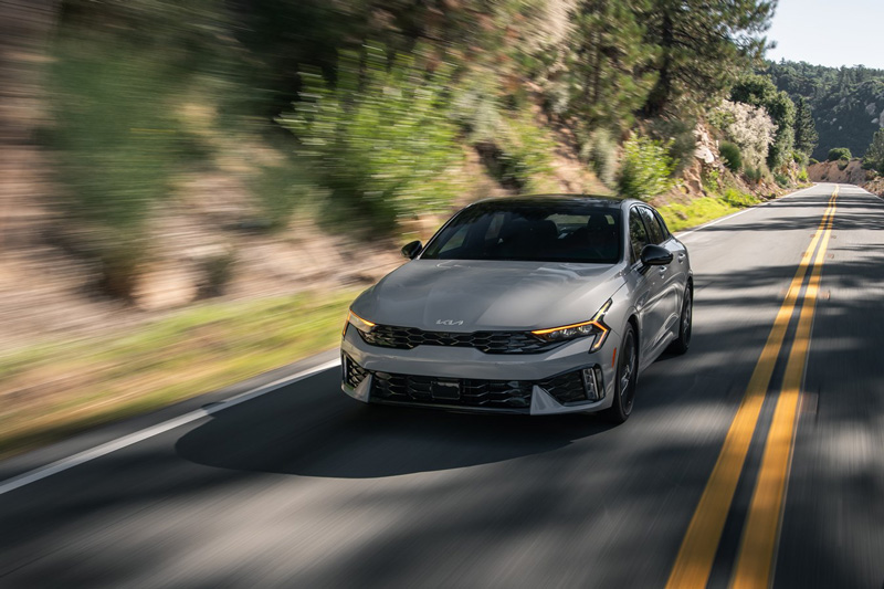 Kia K5 2025, revelación en el Auto Show de Chicago