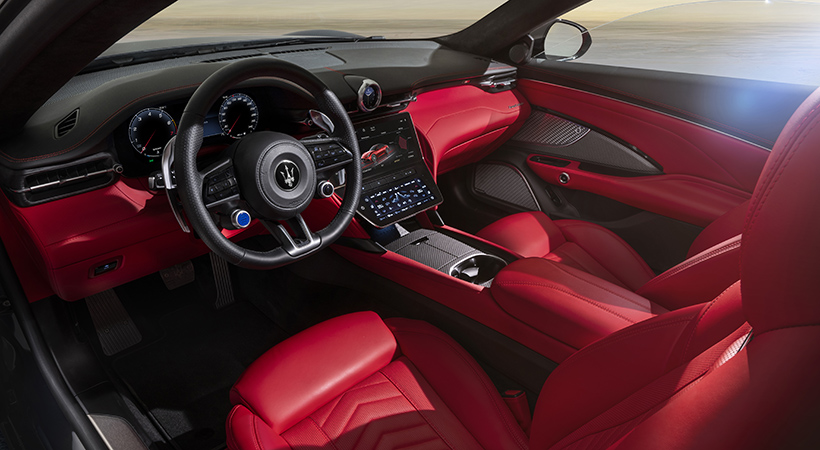 Interior lujoso, muy similar al de la versión coupé. Foto: Maserati