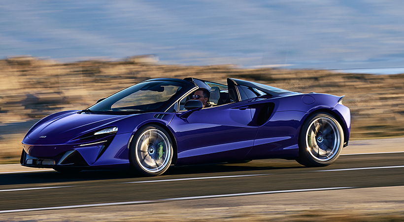 Entre los clientes de McLaren no hay jerarquías, comentó Roger Ormisher.  Foto: McLaren 