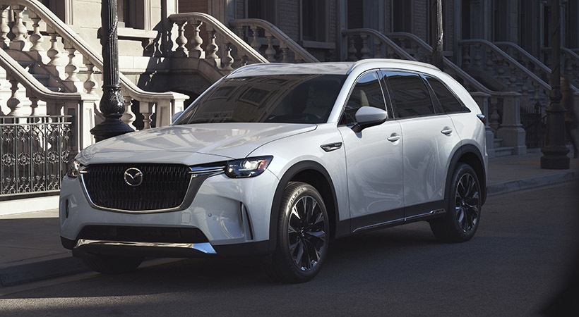 El Mazda CX-90 Premium Plus 2024 es una excelente opción para familias numerosas o para quienes buscan un SUV de tamaño mediano con un diseño elegante. Foto: Mazda