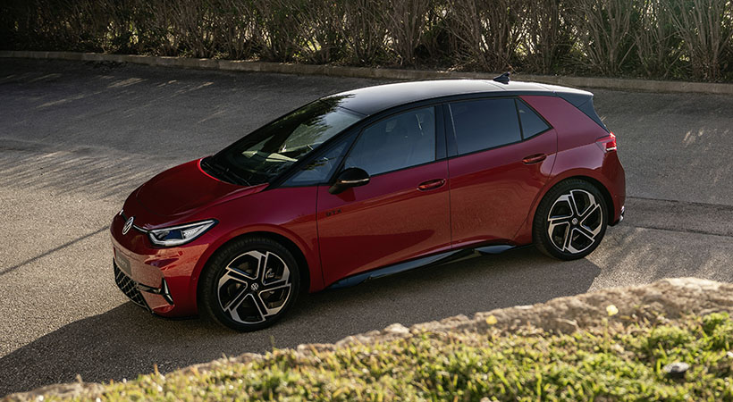 Siguiendo la misma línea de diseño que los modelos ID.4 GTX y ID.5 GTX, Volkswagen ha dotado al ID.3 GTX de un aspecto más dinámico . Foto: Volkswagen