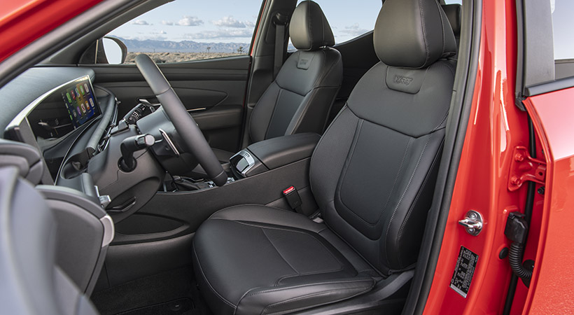 Tapicería e cuero para las versiones tope de gama. Foto: Hyundai