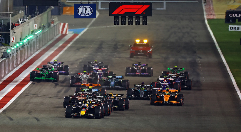 La Fórmula 1 corriendo durante el Gran Premio de Bahréin 2024. Foto: Mark Thompson/Red Bull