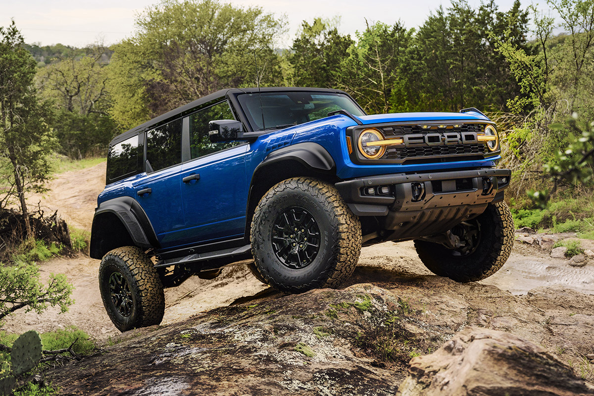 Ford Bronco Raptor estrena Paquete de Apariencia Negro