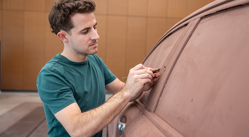 Otra toma del mdoelado en arcilla. Foto: Buick