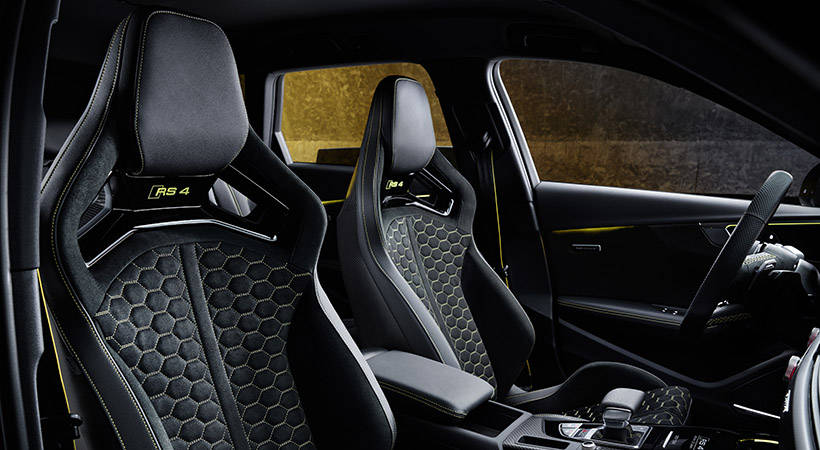 Los asientos son de cubo fabricados con fibra de carbono. Foto: Audi