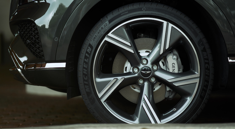 Las llantas del Genesis GV80 SUV 2025. Foto: Genesis