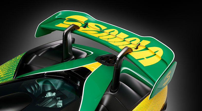 El nombre de Senna colocado en el alerón. Foto: McLaren