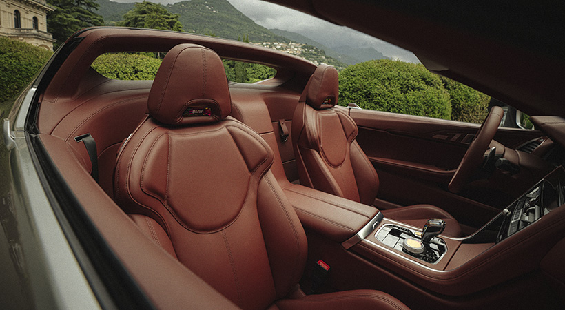 El interior solo cuenta con dos plazas. Foto: BMW