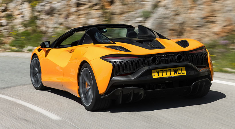 El McLaren Artura del 2025 ya está en los concesionarios, con un precio básico que arranca en los $273,800. Foto: McLaren