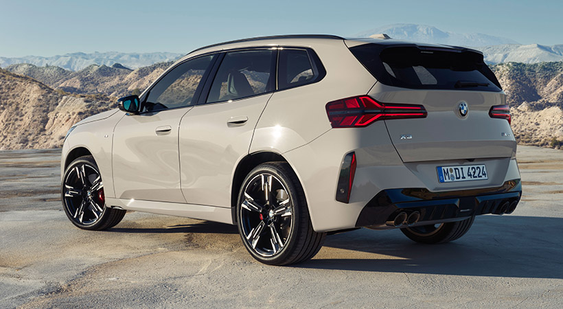 Bajo su nueva carrocería, que es más grande, pero mantiene la misma distancia entre ejes de 112.8 pulgadas, el nuevo X3 mide 1.3 pulgadas más de largo, 1.1 pulgadas más de ancho y 1.0 pulgada menos de alto. fOTO: bmw