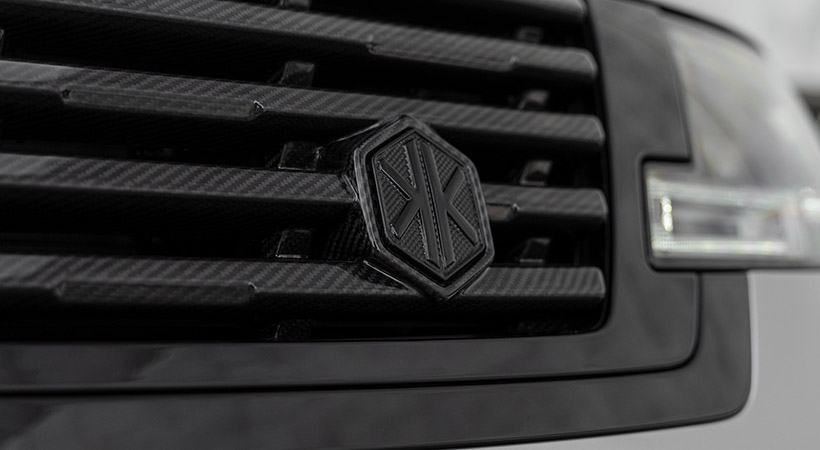 Este SUV cuenta con muchos detalles de fibra de carbono. Foto: Urban Automotive