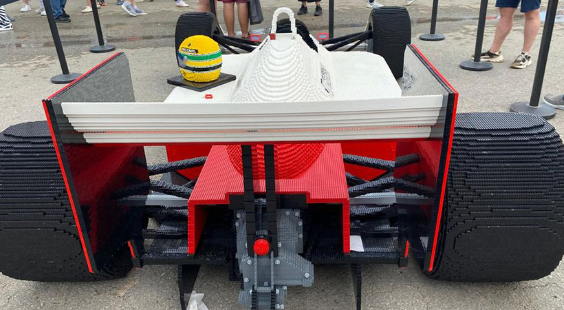 Lego crea una reproducción a escala real del McLaren MP4/4 de Ayrton Senna