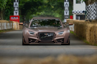 Video: Así fue el debut dinámico del Carmen Sagrera en Goodwood