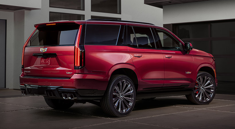 Cadillac Escalade-V sigue contando con el motor V8 de 6.2 litros sobrealimentado que desarrolla 682 hp y 683 lb-pie de torque. Foto: Cadillac