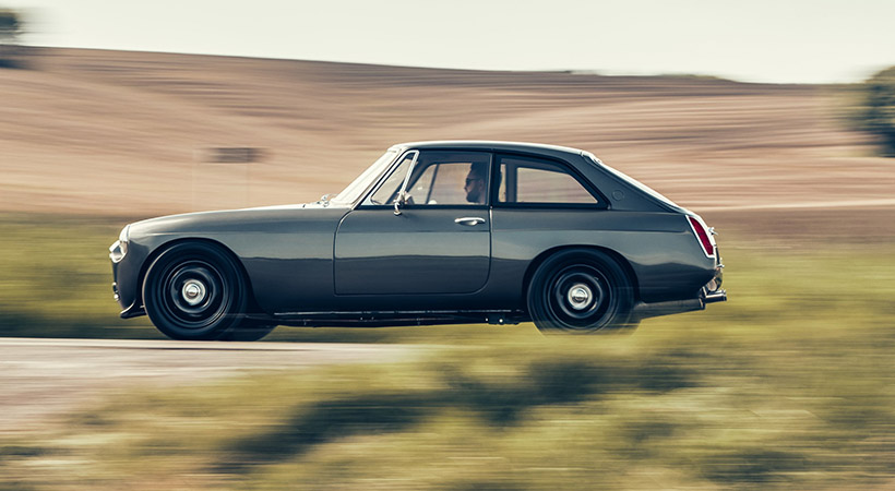 A pesar de su tamaño, el Frontline LE60 pesa únicamente 2,469 libras y exhibe una distribución de peso casi perfecta de 50/50.  Foto: Frontline