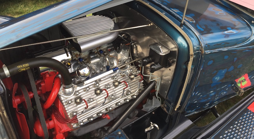 El motor V8 del auto Ford Modelo A 1929 del señor Alejandro Villalvazo. Foto: Familia Villalvazo