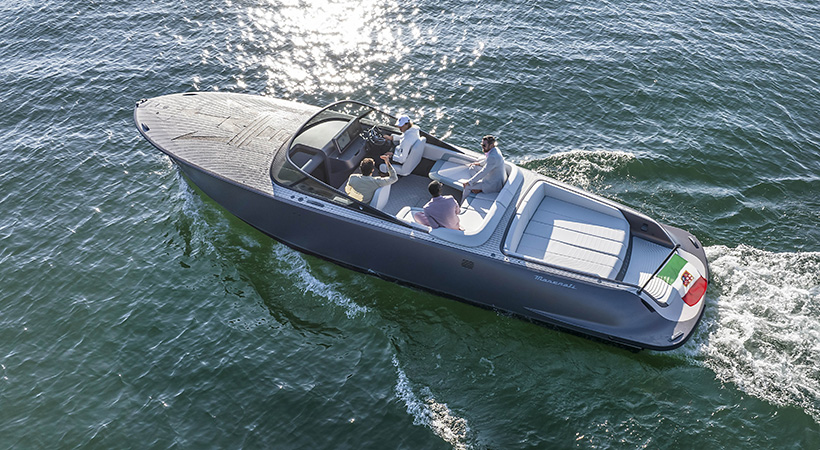 Este vehículo es un bote eléctrico de súper lujo, desarrollado por Maserati y Vita Power. Foto: Maserati