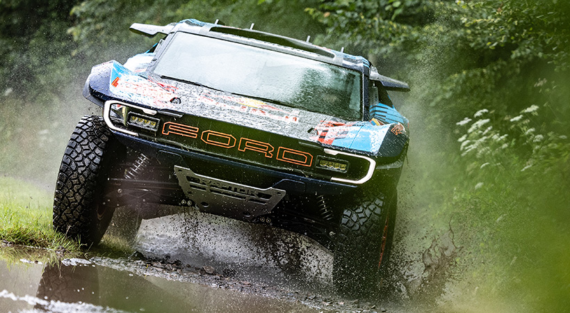 Ford Raptor T1+ recopila toda la experiencia adquirida por la marca durante su participación en el Rally Dakar. Foto: Ford