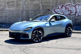 Los clientes de Ferrari son cada vez más jóvenes