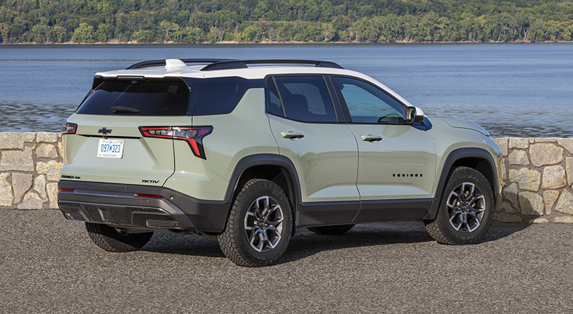 Chevrolet Chevrolet Equinox Activ con techo en color balnco. Foto: Chevrolet 