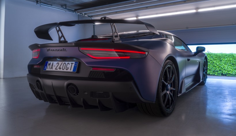 En la parte posterior sobresale el enorme alerón. Foto: Maserati