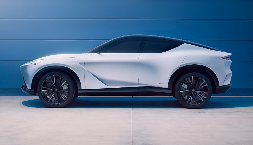 En línea con las tendencias actuales, el Performance EV presume un perfil elegante. Foto: Acura