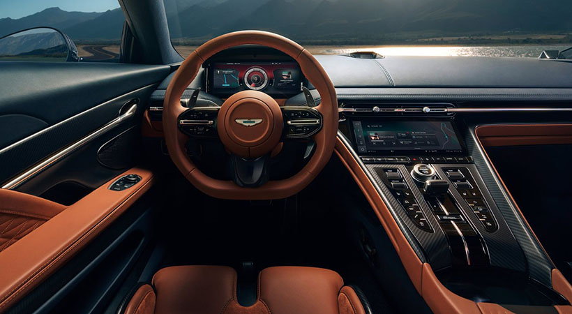 Al deslizarme en el interior, me envolvió una atmósfera de lujo artesanal. Foto: Aston Martin