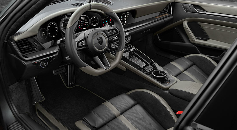 En el interior del Techart Monochrome, podemos encontrar productos como la Alcántara y el cuero en la tapicería. Foto: Techart