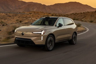 Si tienes un Volvo eléctrico ahora podrás usar los Supercargadores de Tesla