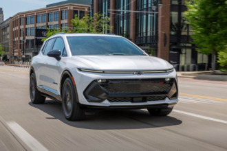 Chevrolet Equinox EV 3RS 2024: Deportivo, elegante y totalmente eléctrico