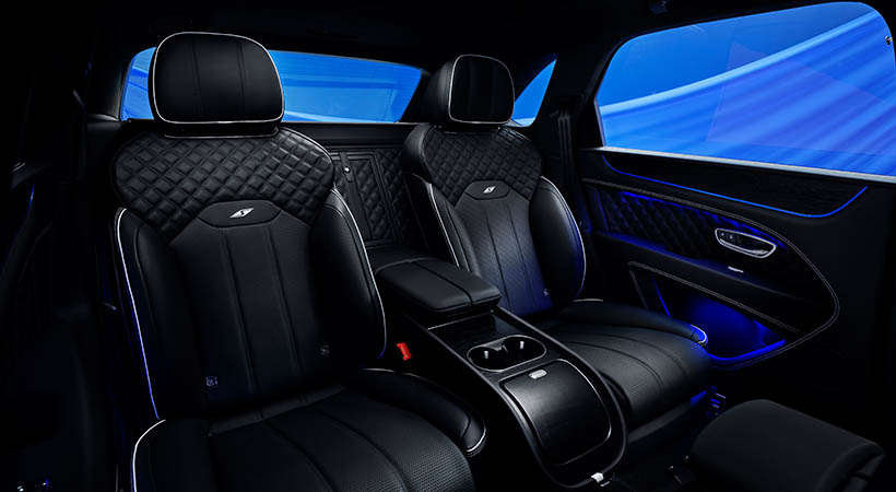 Al abrir las puertas, encontramos detalles personalizados. Foto: Bentley