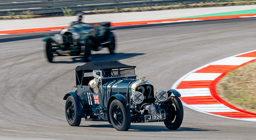 Un ejemplar de la Blower Continuation Series finaliza la carrera de 24 horas en  Portimao. Foto: Bentley