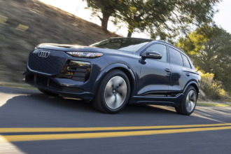 Audi Q6 e-Tron 2025: El SUV eléctrico que redefine la experiencia del lujo cero emisiones