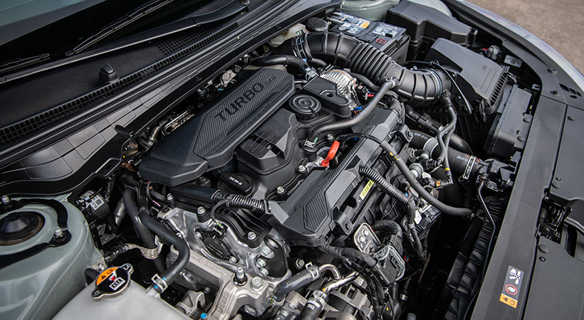 Para aquellos que buscan un mayor rendimiento, la marca coreana ofrece el K4 GT-Line Turbo. Foto: Kia