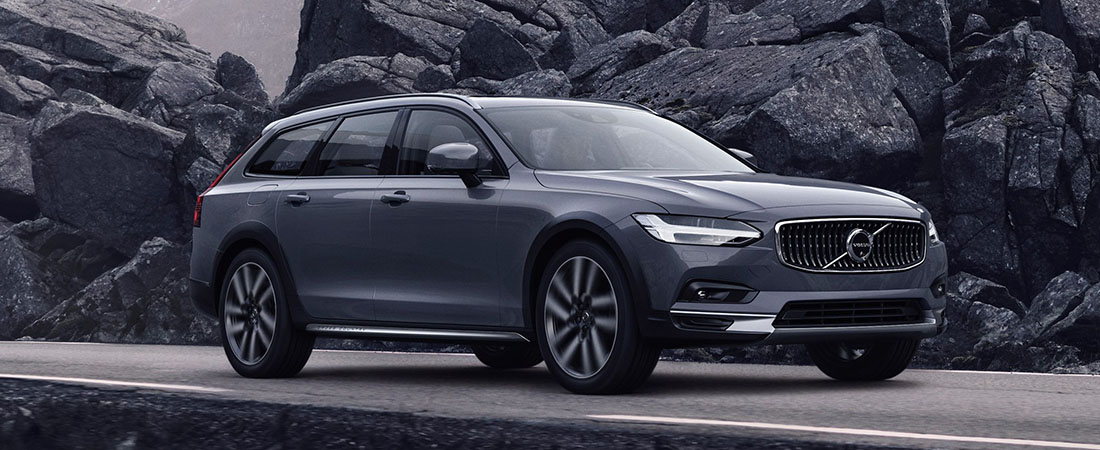 Volvo V90 Cross Country 2025
