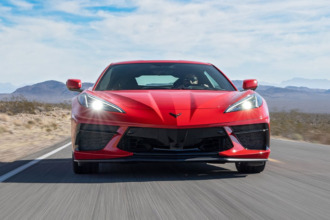 Chevrolet Corvette Stingray Coupe: Estilizado, deportivo, ¡y muy veloz!